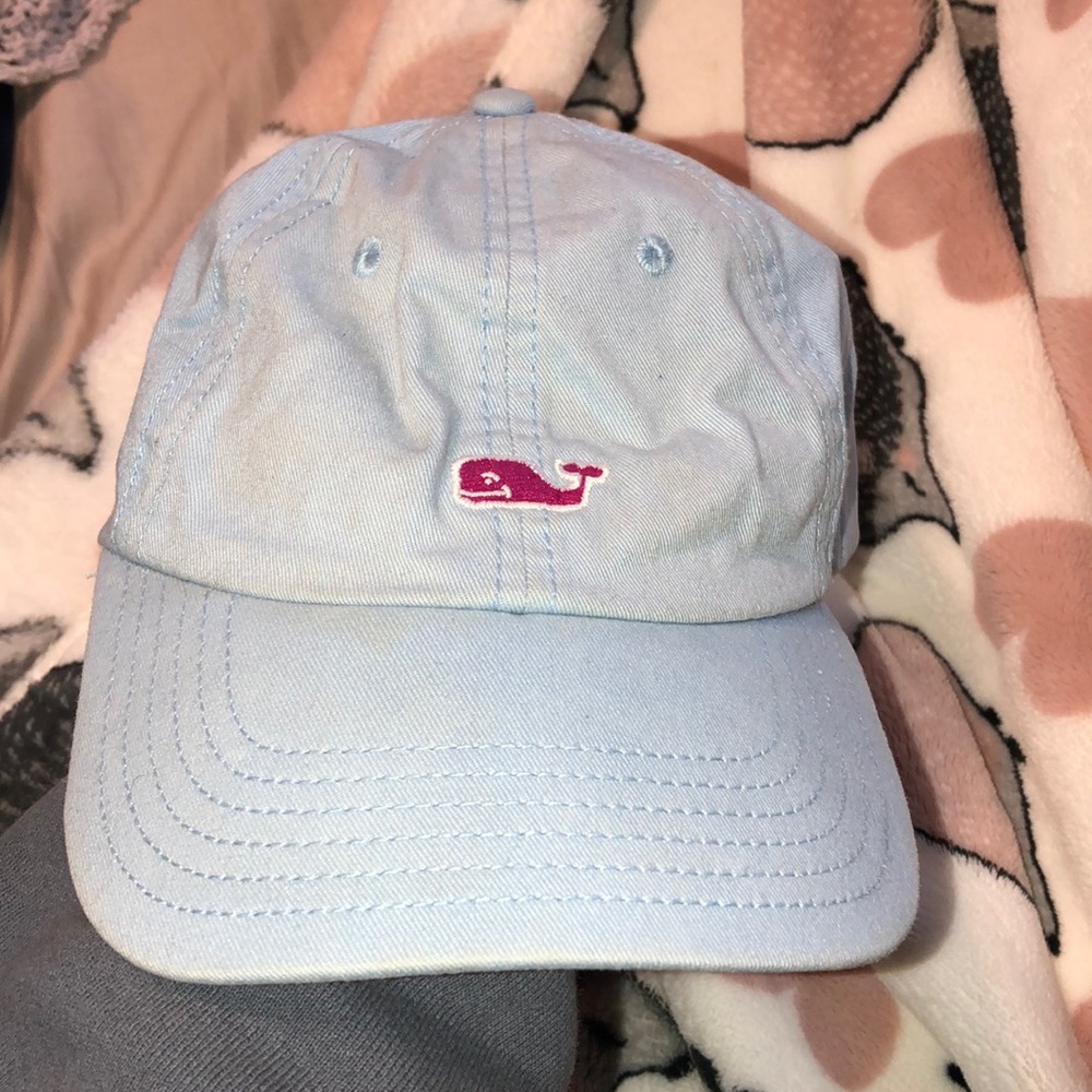 Baby blue vineyard vines hat